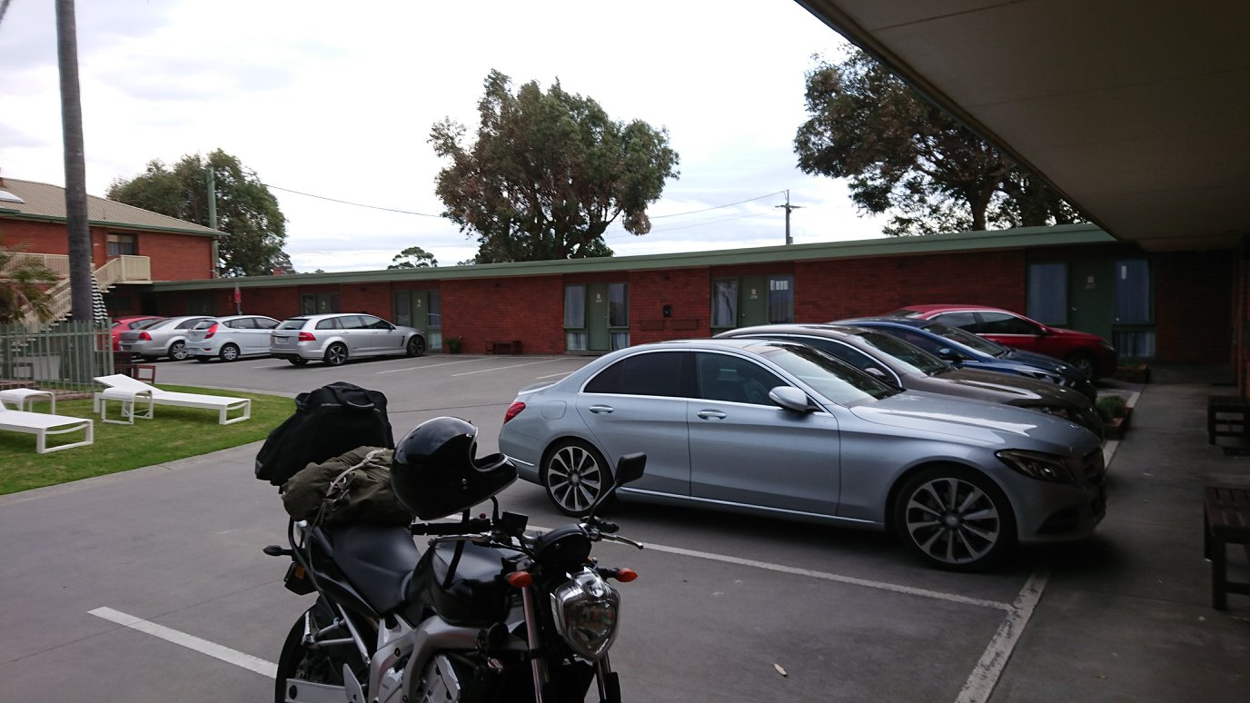 ���[�e��